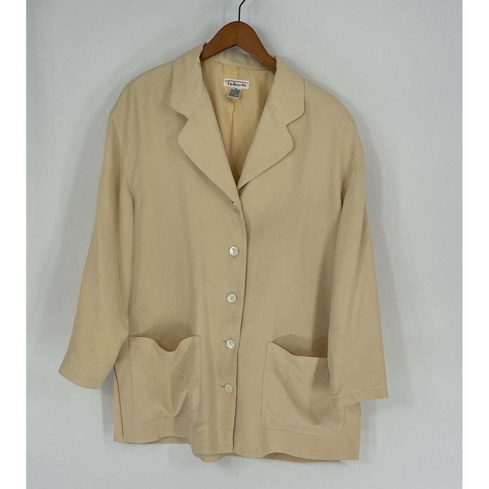 Talbots Womens Size 12 Butter Yellow 100% Silk Textured Barn‎ Type Coat Lined